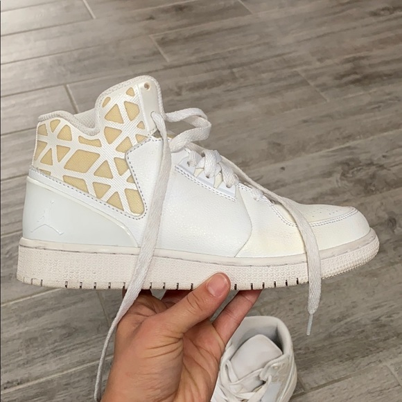 Gently Used Jordan High Tops - Picture 3 of 4